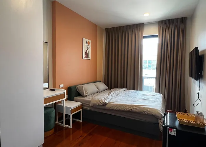 Smile At Kaset-sena Aparthotel Bangkok